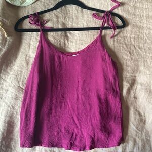 June & Hudson tie tank